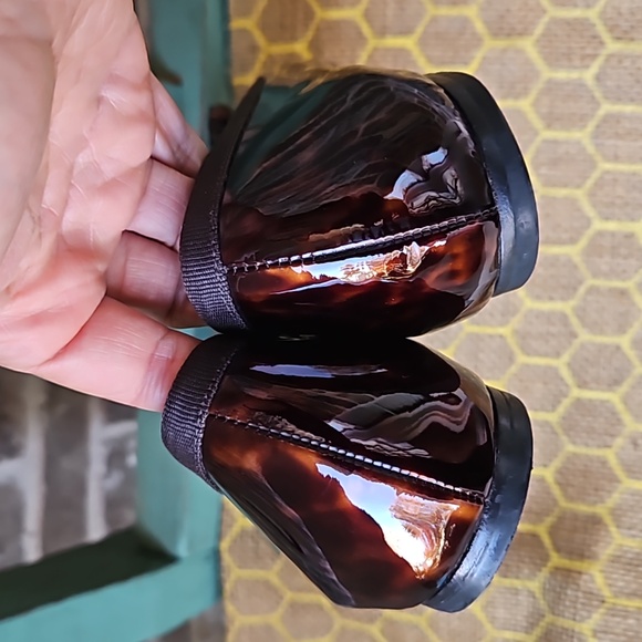 Stuart Weitzman Tortoise Shell Bow Flats - Picture 3 of 5